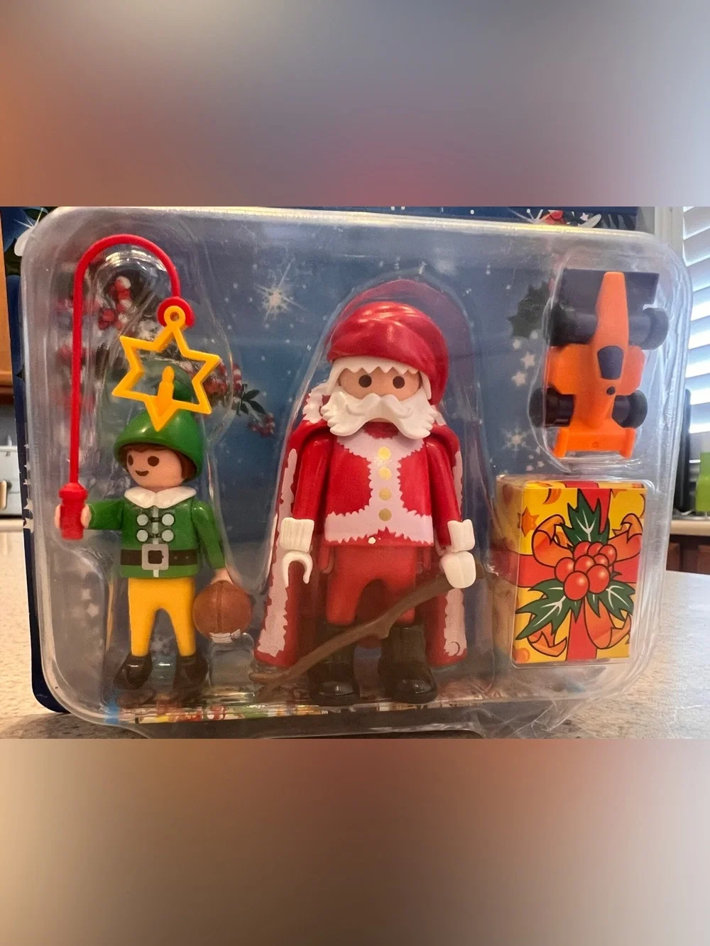 Playmobil Christmas Holiday Sets Lot 5846 & 5845 Santa Elf Snowman stocking gift